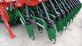Hoe coulters (Seeding equipment)