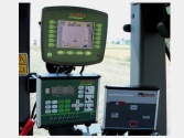 NAVI GPS (EUROPA EAP de teren tractate, cu braţe desfăcute şi ridicate hidraulic)